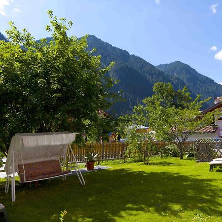 Garni Tyrolia Hotel Campitello di Fassa Ngoại thất bức ảnh