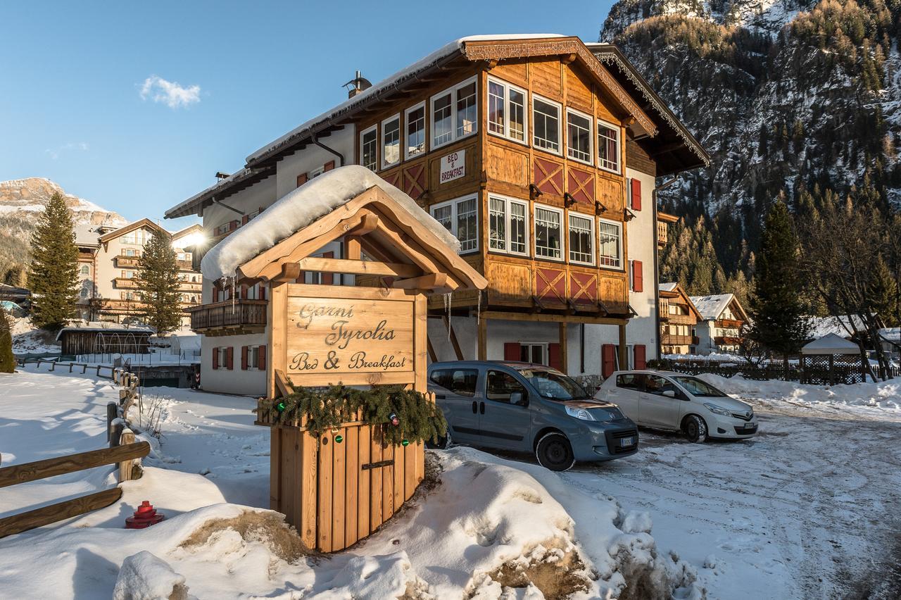 Garni Tyrolia Hotel Campitello di Fassa Ngoại thất bức ảnh